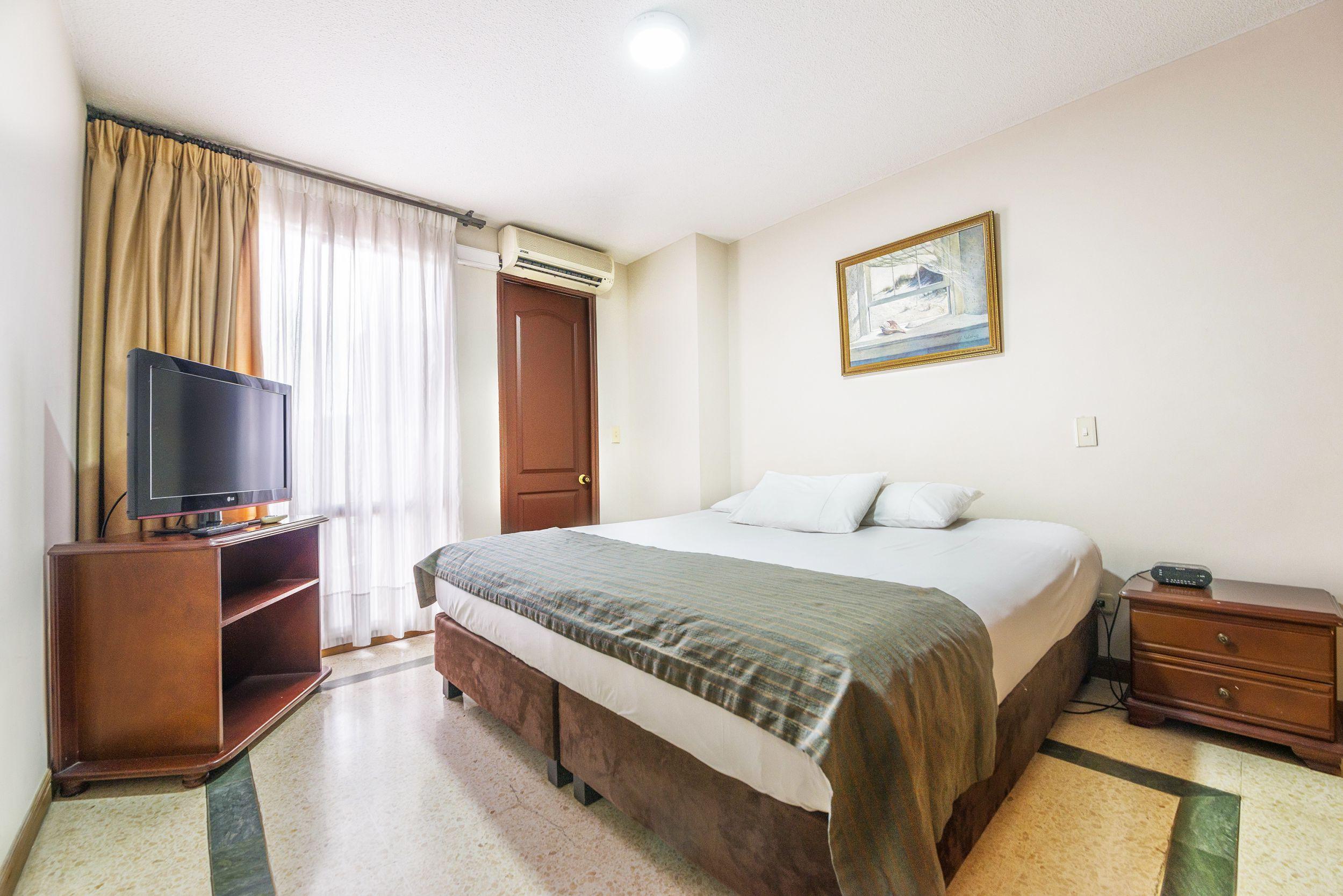 Hotel San Pedro Del Fuerte Медельин Экстерьер фото