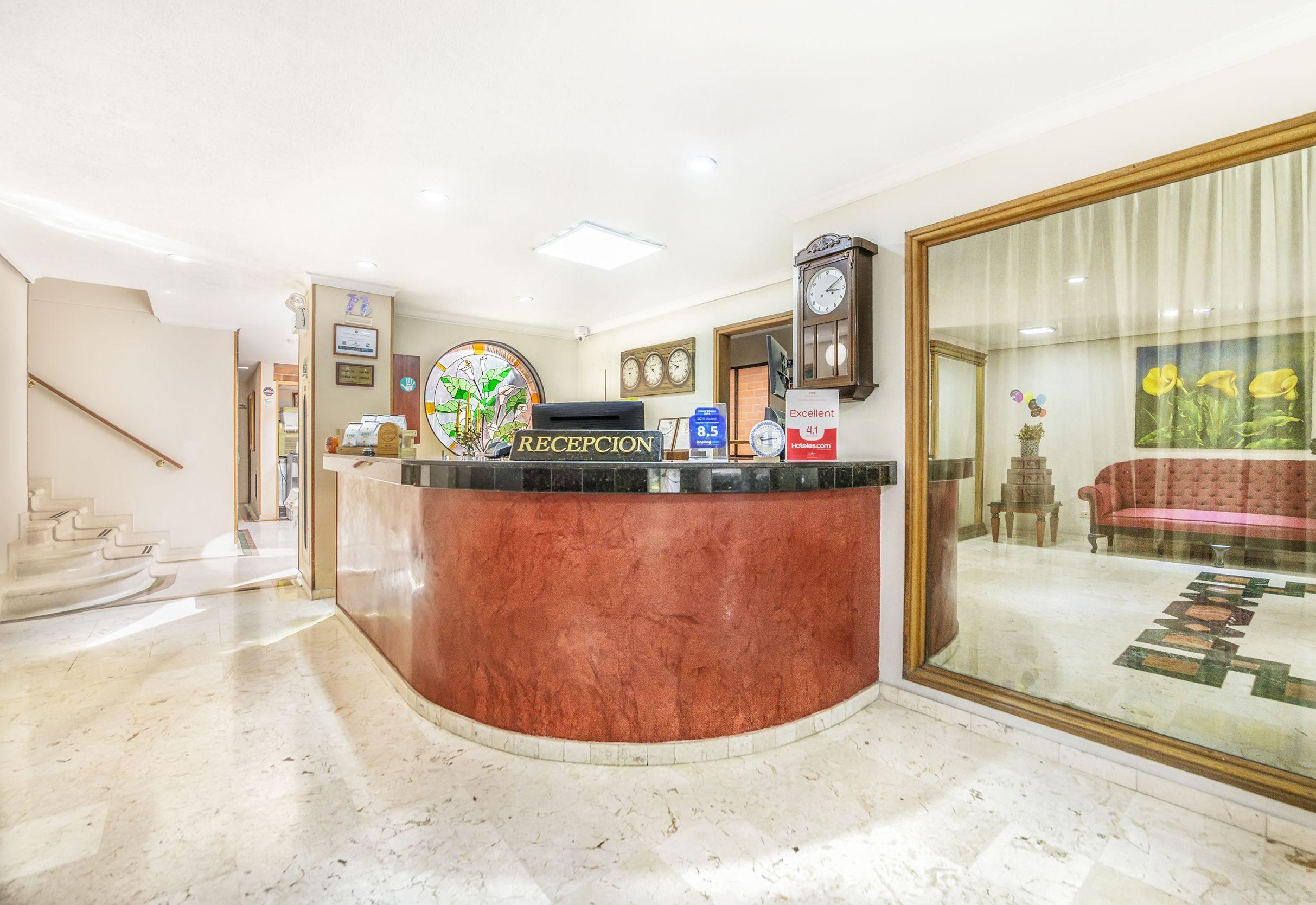 Hotel San Pedro Del Fuerte Медельин Экстерьер фото