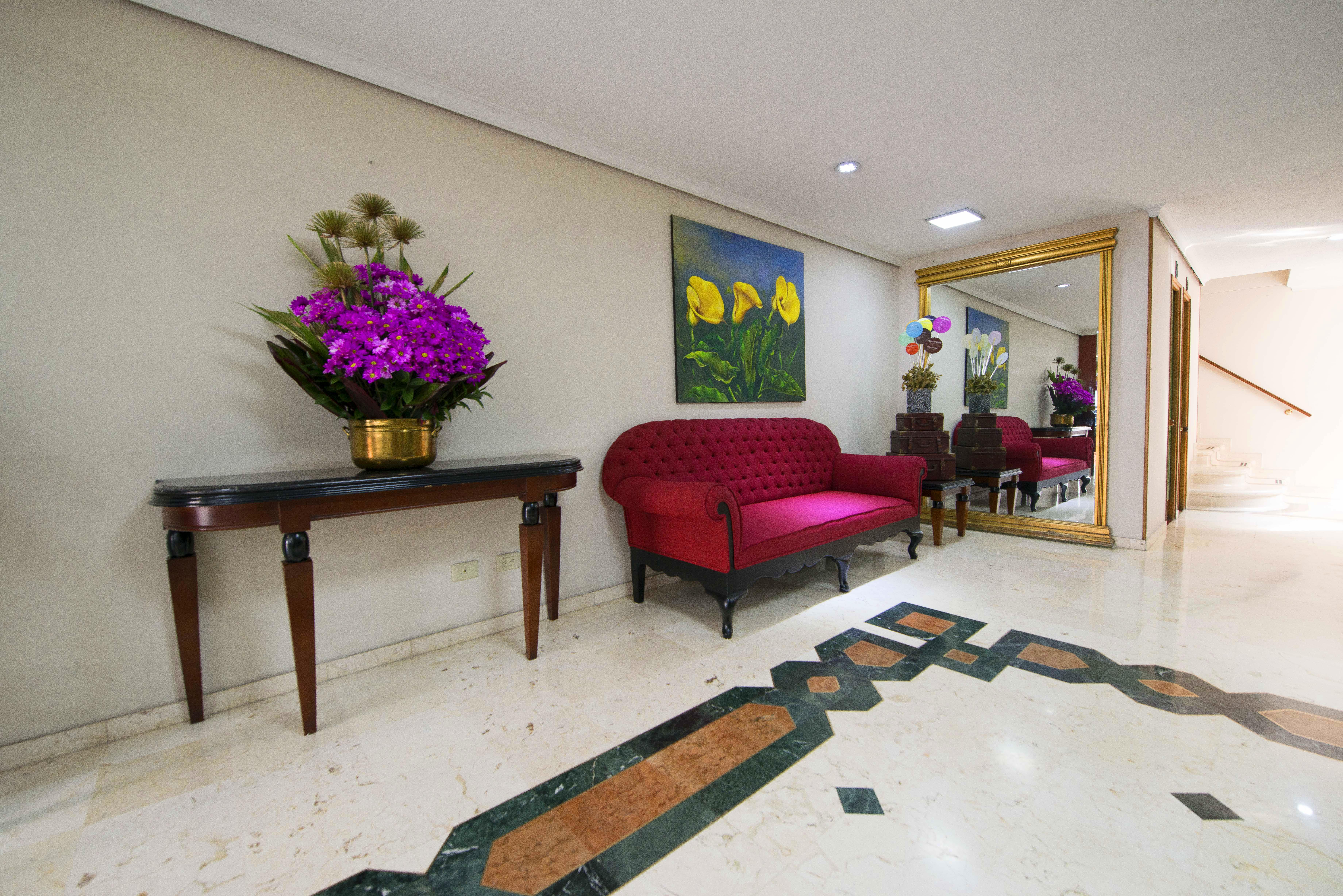 Hotel San Pedro Del Fuerte Медельин Экстерьер фото
