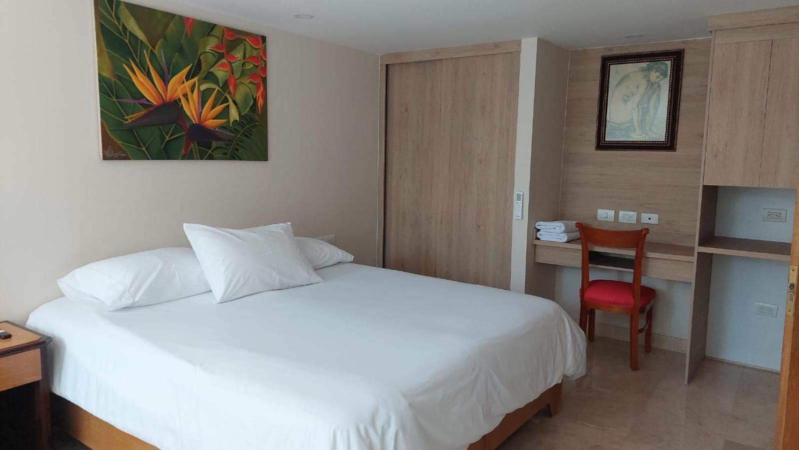 Hotel San Pedro Del Fuerte Медельин Экстерьер фото