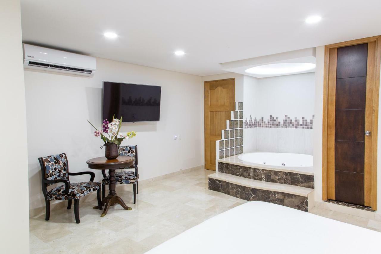 Hotel San Pedro Del Fuerte Медельин Экстерьер фото