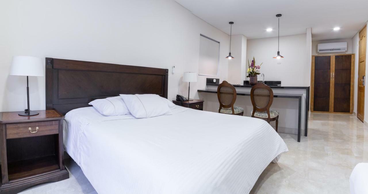 Hotel San Pedro Del Fuerte Медельин Экстерьер фото