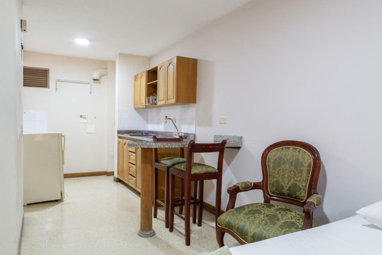 Hotel San Pedro Del Fuerte Медельин Экстерьер фото